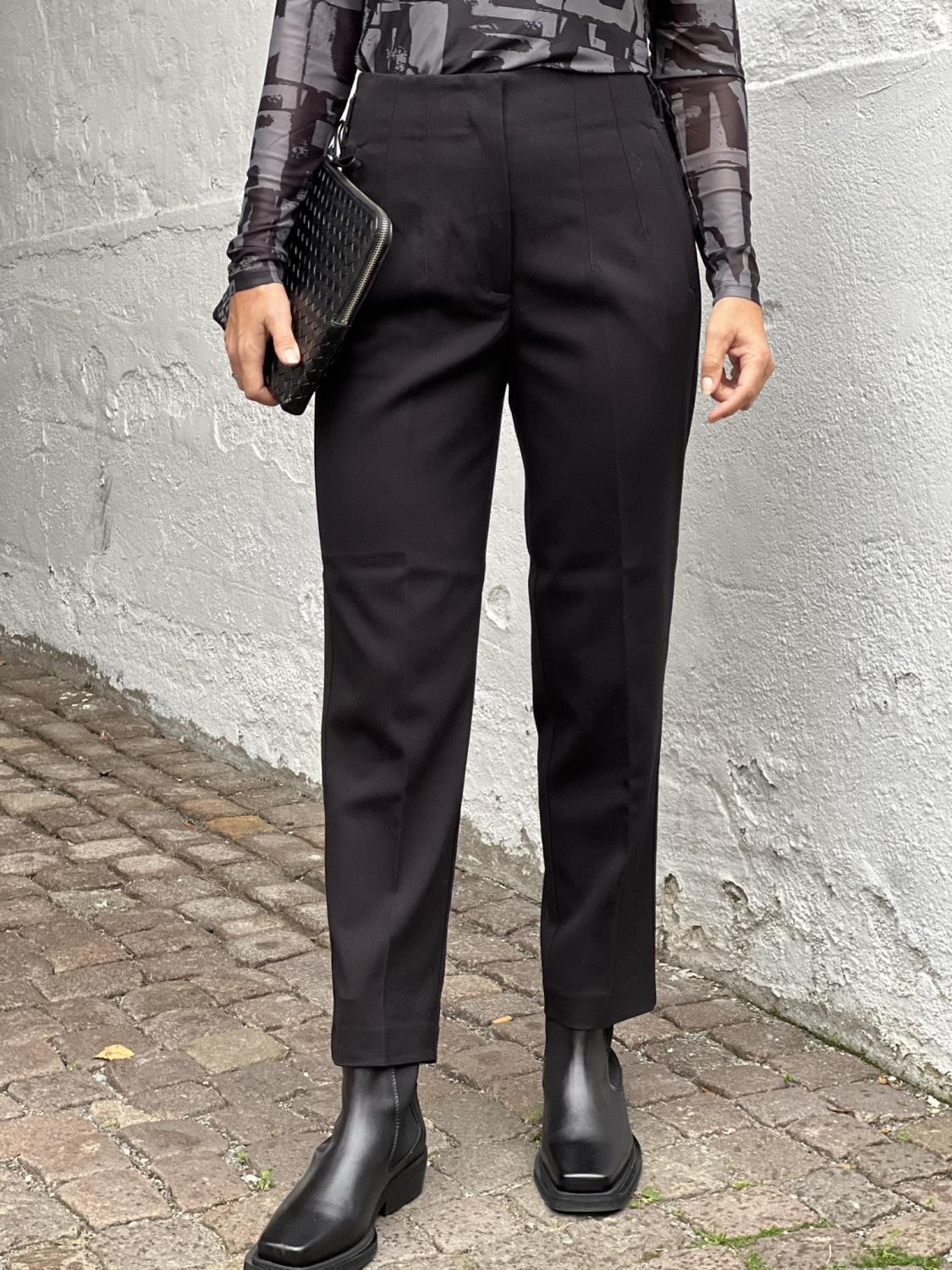 Copenhagen Muse Tailor slim pants black